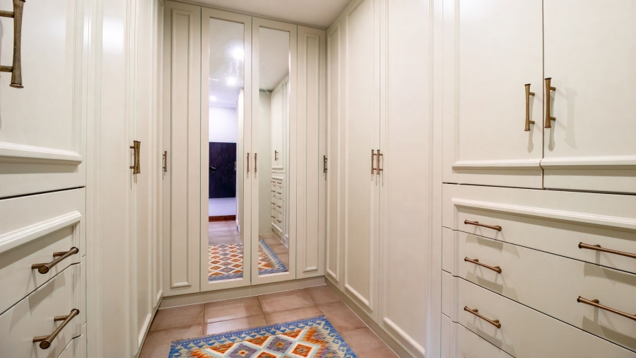 6 Bedroom Property for Sale in Tre Donne Estate Western Cape